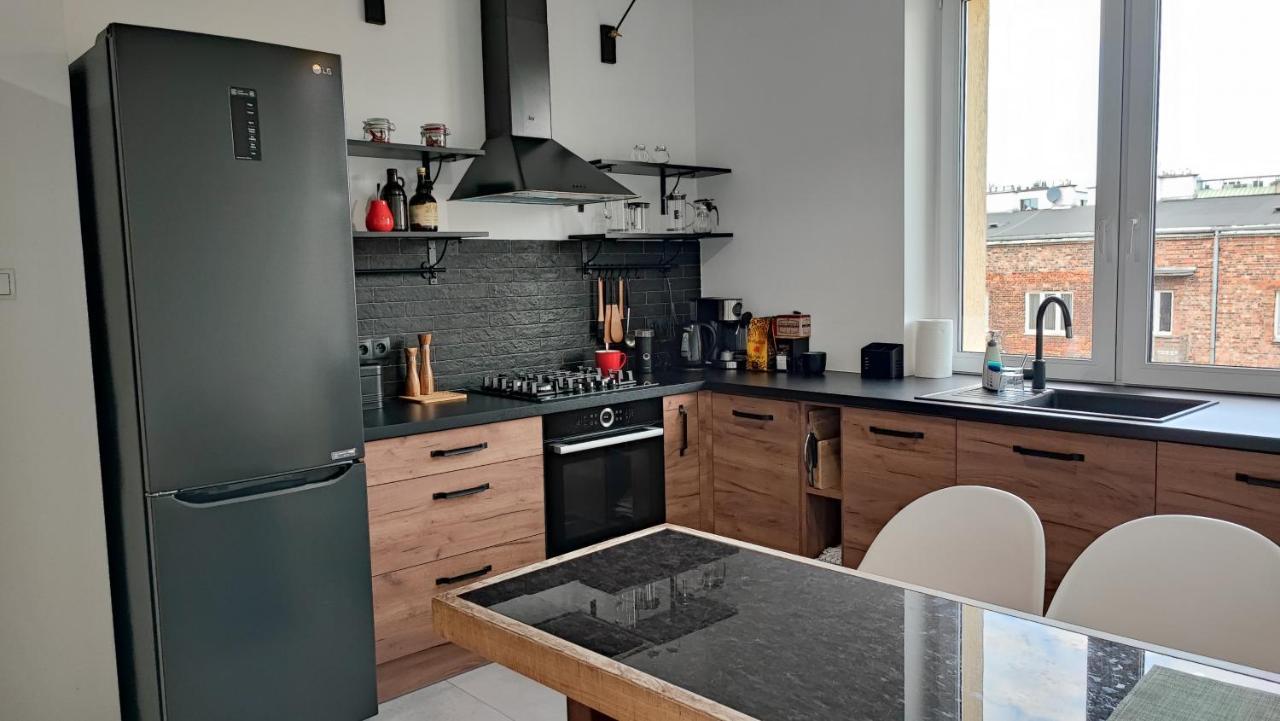 Przestronny Apartament W Centrum Lägenhet Warszawa Exteriör bild