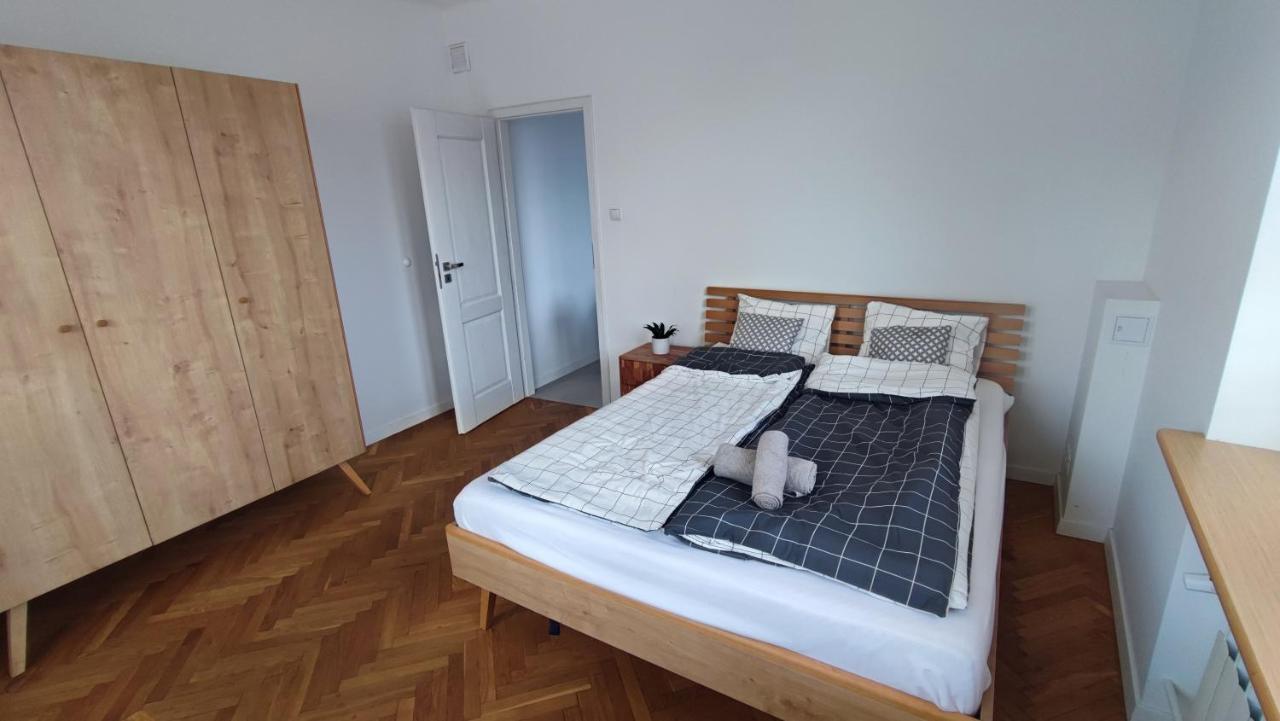 Przestronny Apartament W Centrum Lägenhet Warszawa Exteriör bild