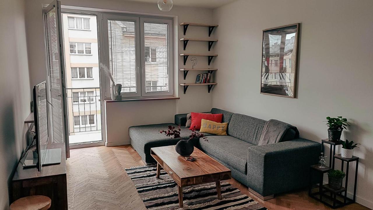 Przestronny Apartament W Centrum Lägenhet Warszawa Exteriör bild